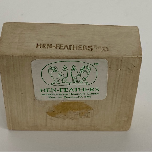 Trinket Box Gardening theme Hen Feathers watering can beige container floral - Picture 9 of 11